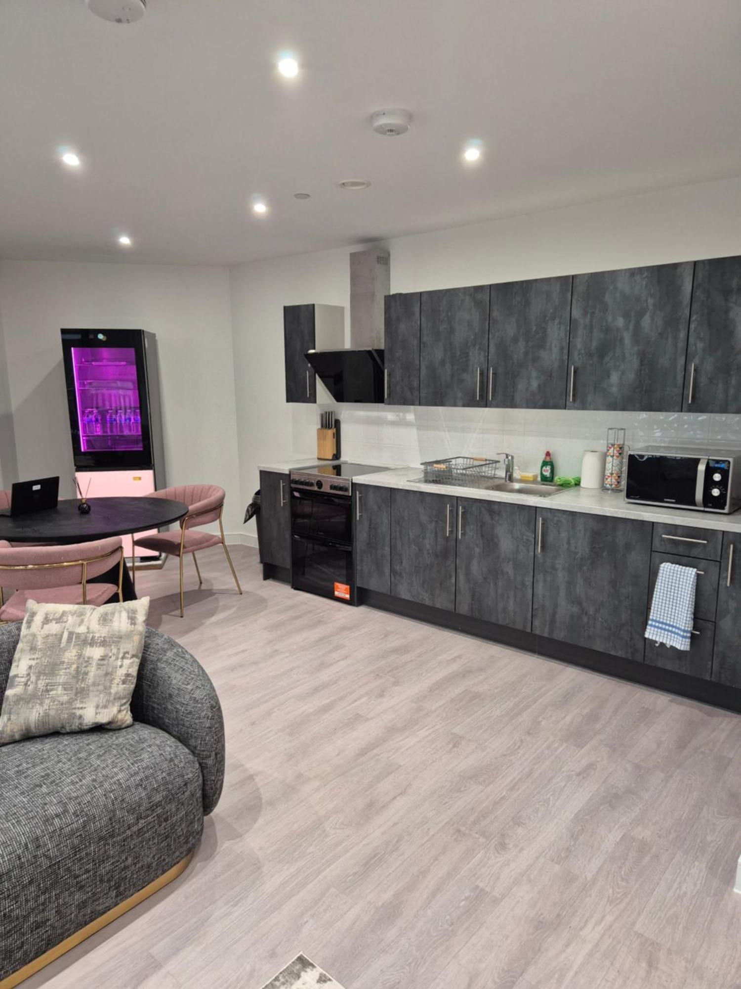 Battersea 2br Apartment London
